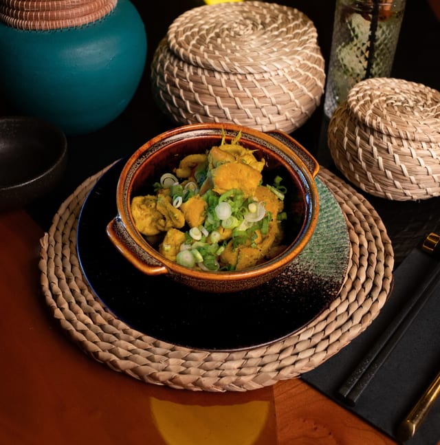 Lemongrass Chilli Chicken / Gà Xào Sả Ớt.