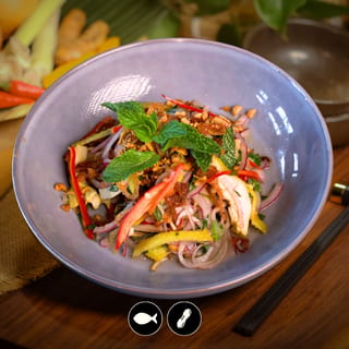 Pasture Raised Chicken Salad / Gỏi Gà Đi Bộ